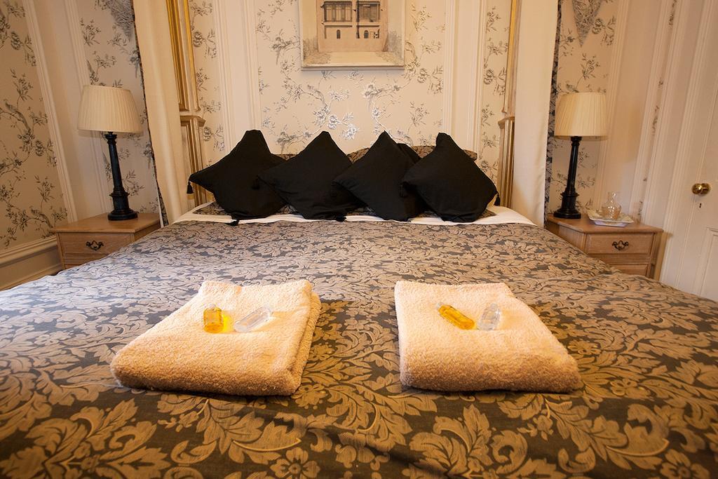 Victoria House B&B Crieff Chambre photo